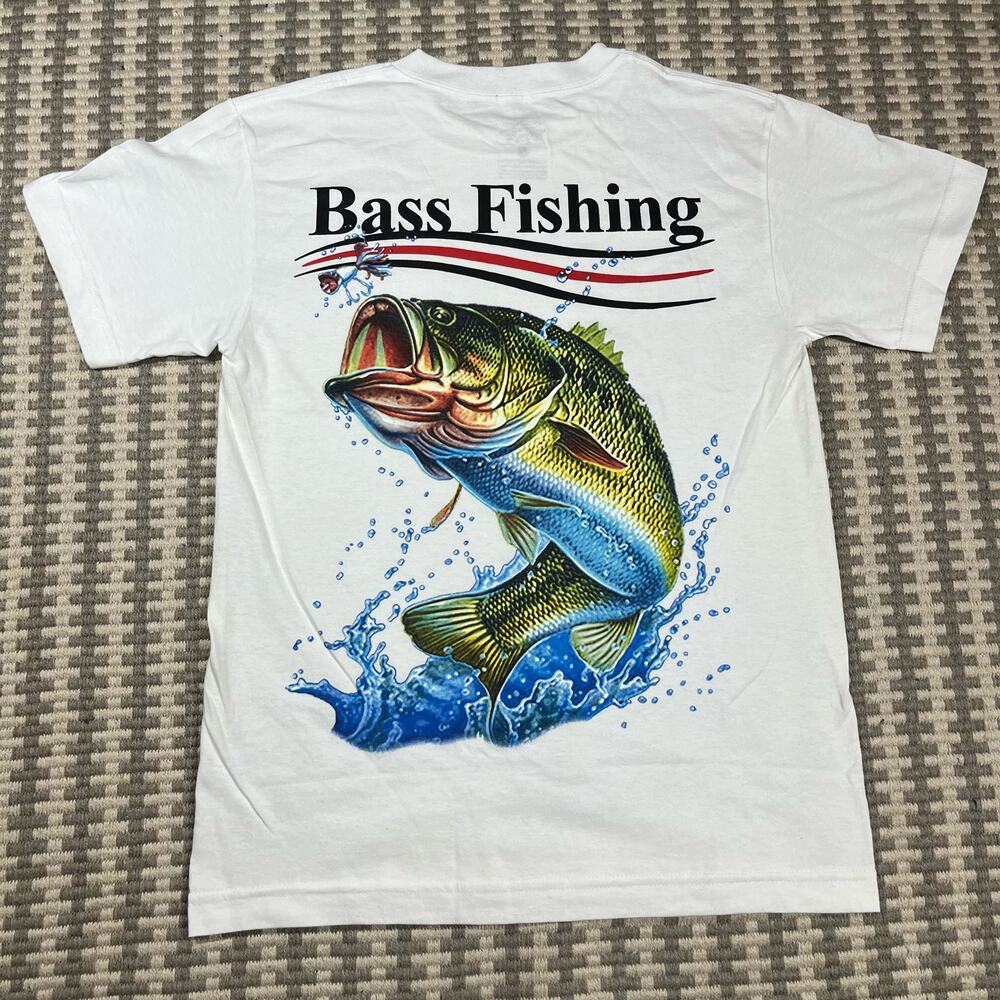 Made in Paradise Bass Fishing White Tee‎ T Shirt Men’s Sz S New